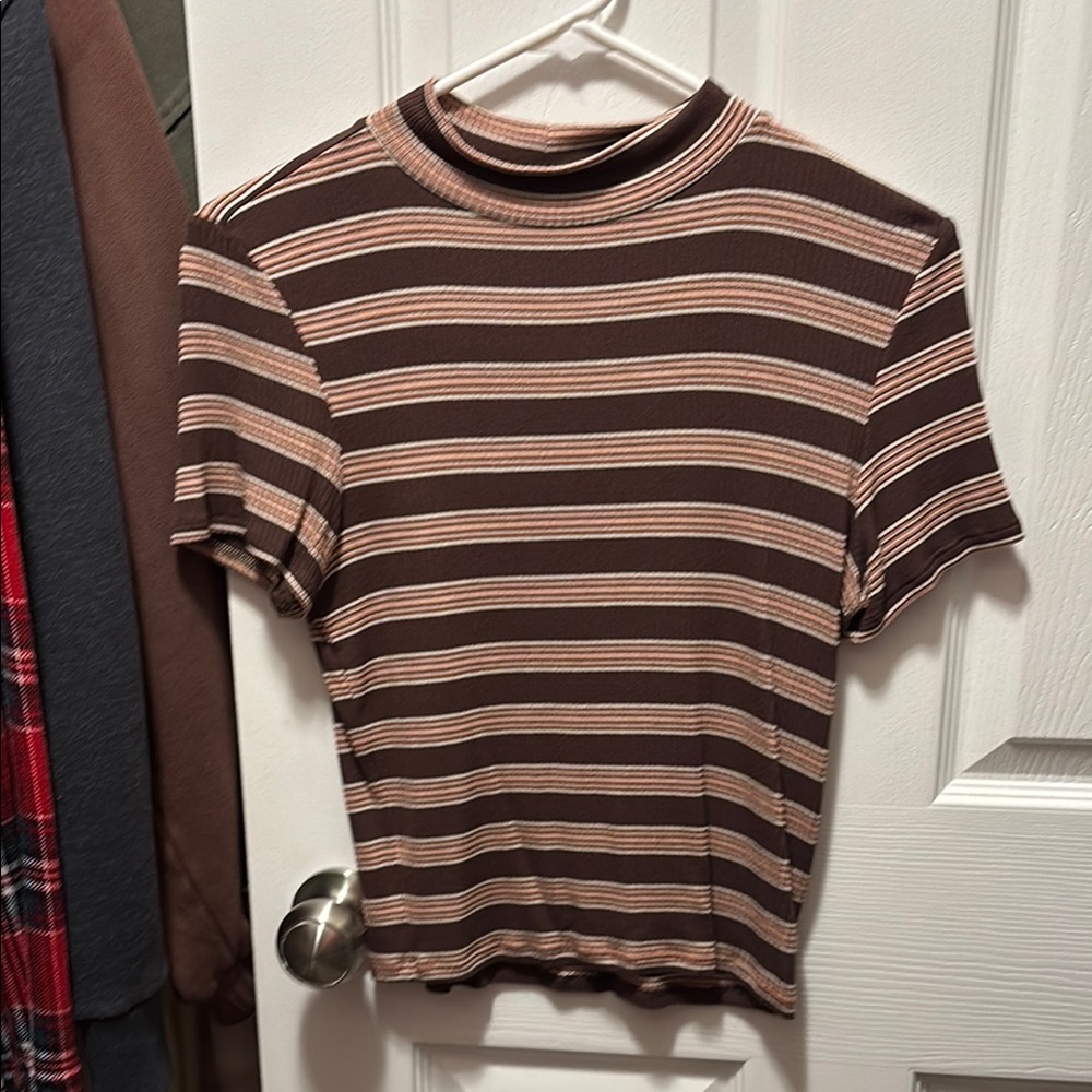American Eagle soft and sexy cropped tee